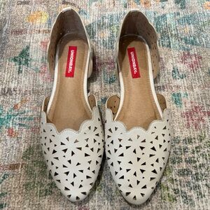 NWOT Union Bay Laser Cut Flats